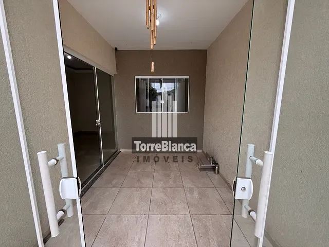 Casa com 112m² 3 quartos e 2 banheiros, à venda, no bairro Cará-Cará em Ponta Grossa