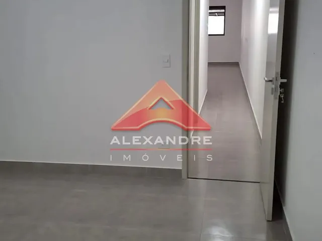 Casa com 150m² 2 quartos e 2 banheiros, à venda, no bairro Loteamento Portal Santa Inês em São José Dos Campos