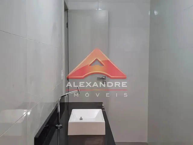 Casa com 150m² 2 quartos e 2 banheiros, à venda, no bairro Loteamento Portal Santa Inês em São José Dos Campos
