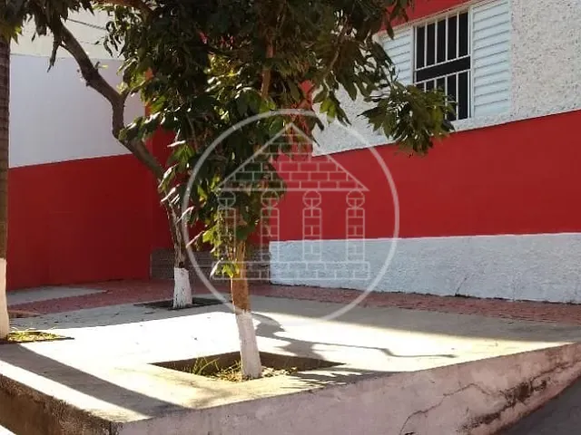 Casa com 250m² 3 quartos e 2 banheiros, à venda, no bairro Interlagos em São Paulo