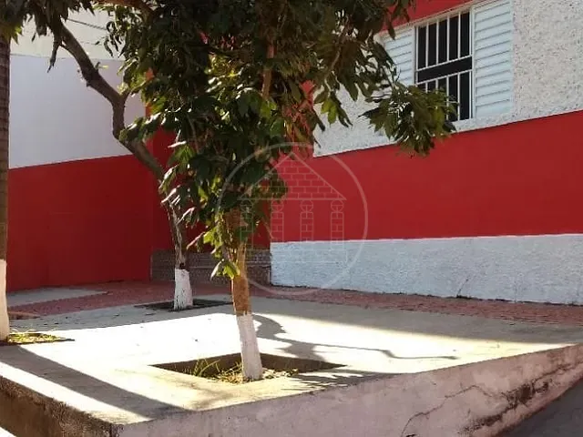 Casa com 250m² 3 quartos e 2 banheiros, à venda, no bairro Interlagos em São Paulo