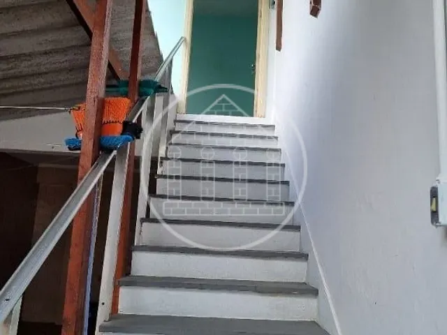 Casa com 250m² 2 quartos e 1 banheiro, à venda, no bairro Jardim dos Lagos em São Paulo