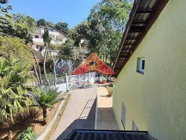 Casa com 10m² 3 quartos e 5 banheiros, à venda, no bairro Pitas em Cotia