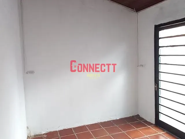 Casa com 162m² 4 quartos e 2 banheiros, à venda, no bairro Conjunto Habitacional Jardim das Palmeiras em Ribeirão Preto