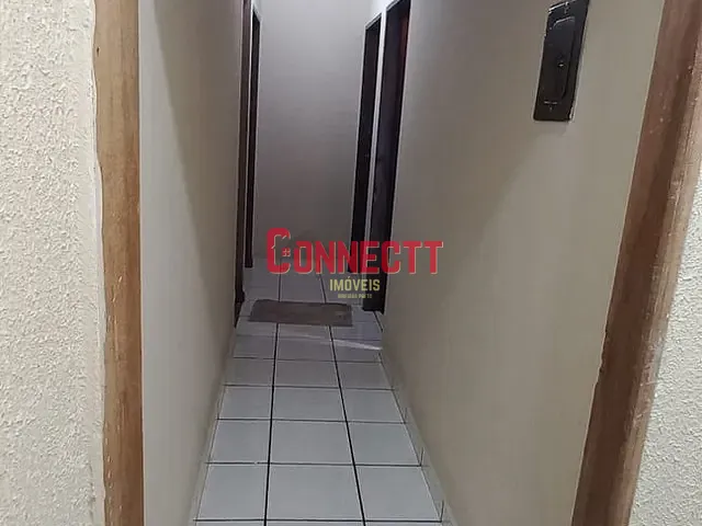 Casa com 162m² 4 quartos e 2 banheiros, à venda, no bairro Conjunto Habitacional Jardim das Palmeiras em Ribeirão Preto