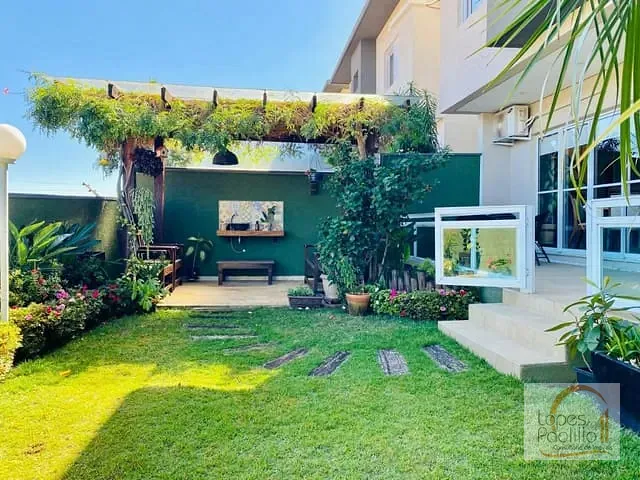 Casa com 270m² 3 quartos e 3 banheiros, à venda, no bairro Jardim das Flores em Atibaia