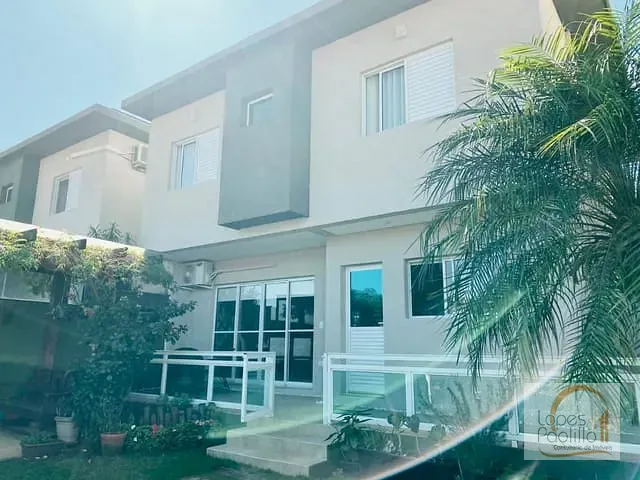 Casa com 270m² 3 quartos e 3 banheiros, à venda, no bairro Jardim das Flores em Atibaia