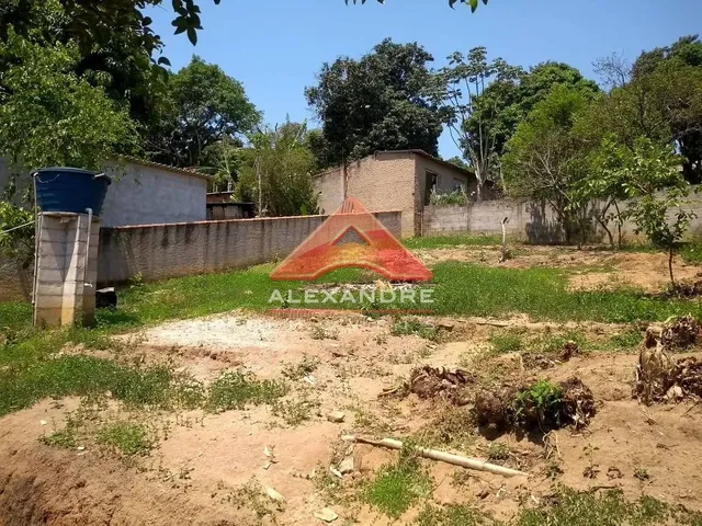 Casa com 10m² 3 quartos e 1 banheiro, à venda, no bairro Chácaras Pousada do Vale em São José Dos Campos