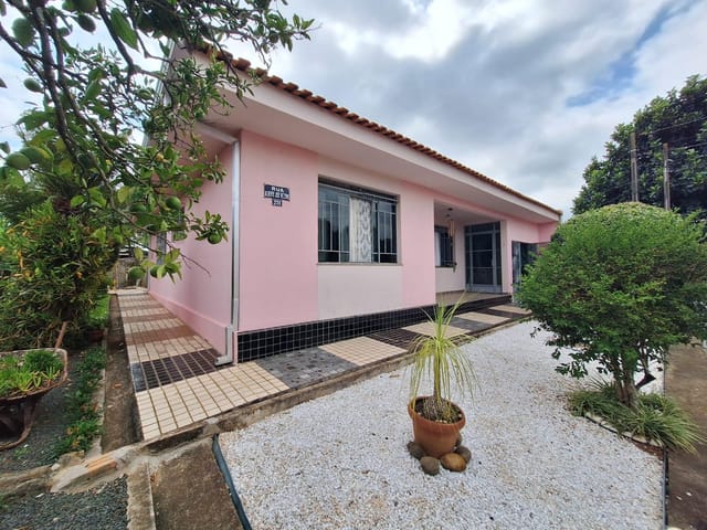 Casa à venda no Jd Paraiso, Uvaranas, Ponta Grossa, PR