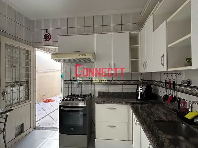 Casa 3 quartos e 3 banheiros, à venda, no bairro Parque das Figueiras em Ribeirão Preto