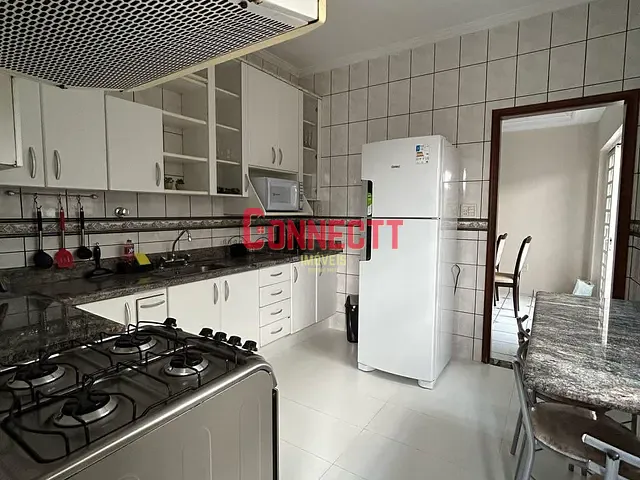 Casa 3 quartos e 3 banheiros, à venda, no bairro Parque das Figueiras em Ribeirão Preto