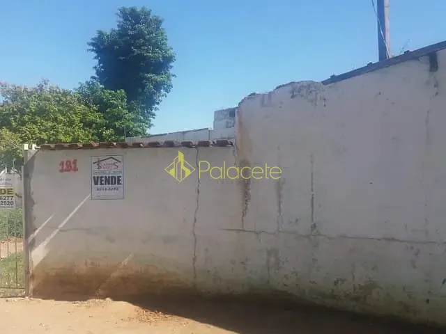 Casa com 170m², à venda, no bairro Residencial Maricá em Pindamonhangaba