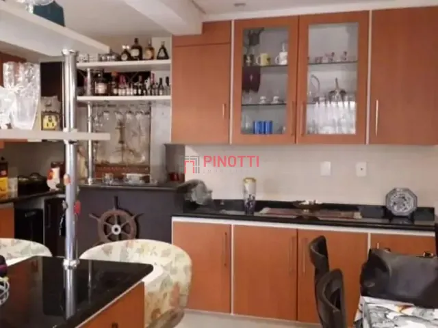 Casa 2 quartos e 2 banheiros, à venda, no bairro Jardim do Mar em São Bernardo do Campo