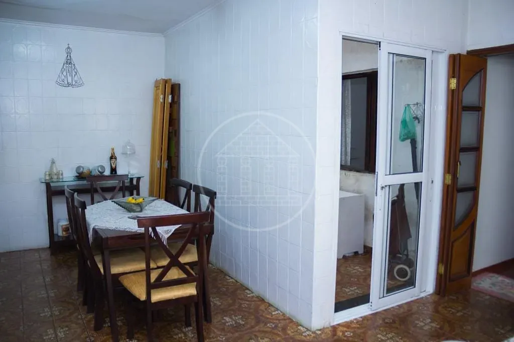 Casa, 3 quartos, 250 m² - Foto 6