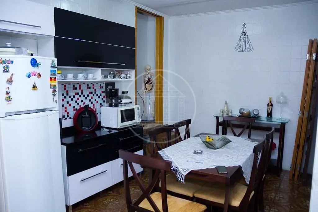 Casa, 3 quartos, 250 m² - Foto 8