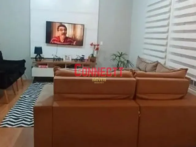 Casa com 250m² 4 quartos e 3 banheiros, à venda, no bairro Parque Anhangüera em Ribeirão Preto