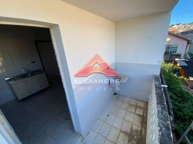 Casa com 10m² 3 quartos e 2 banheiros, à venda, no bairro Centro em Paraisópolis