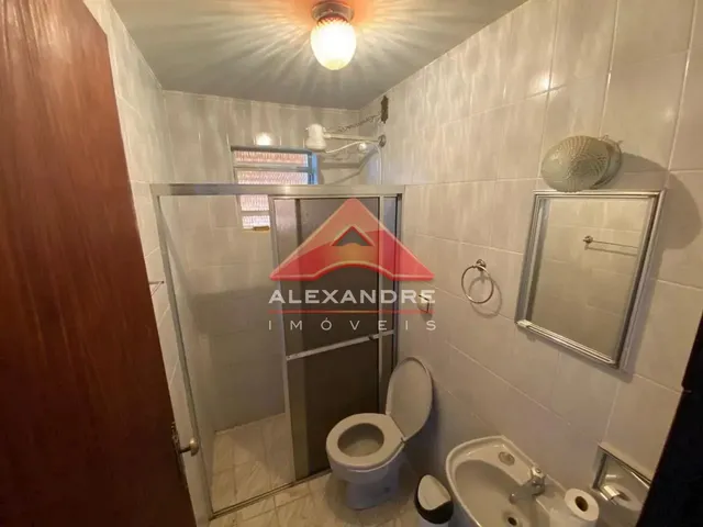 Casa com 10m² 3 quartos e 2 banheiros, à venda, no bairro Centro em Paraisópolis