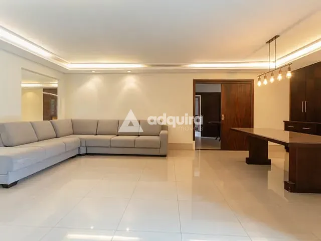 Casa com 850m² 5 quartos e 6 banheiros, à venda, no bairro Estrela em Ponta Grossa