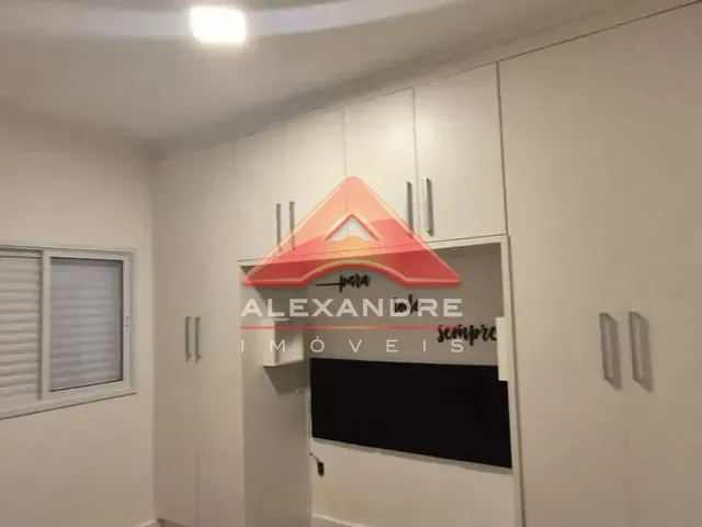 Casa com 133m² 2 quartos e 1 banheiro, à venda, no bairro Jardim Santa Júlia em São José Dos Campos