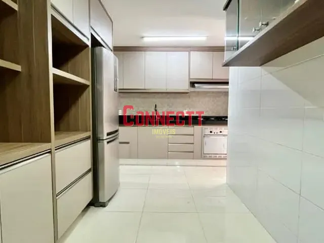 Casa com 260m² 2 quartos e 2 banheiros, à venda, no bairro Jardim Itaporã em Ribeirão Preto
