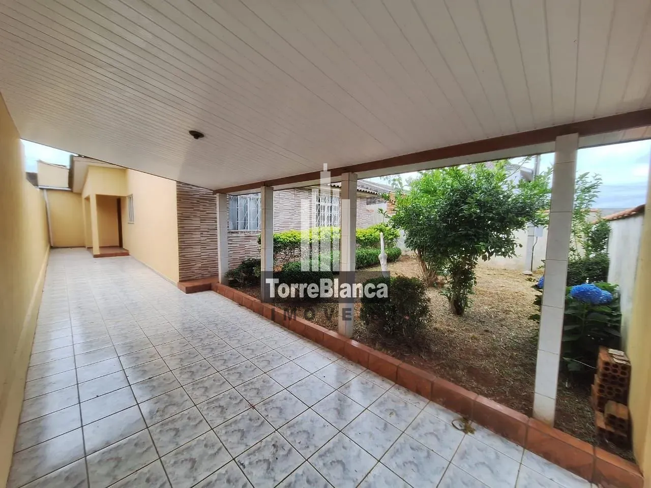 Casa, 4 quartos, 121 m² - Foto 1