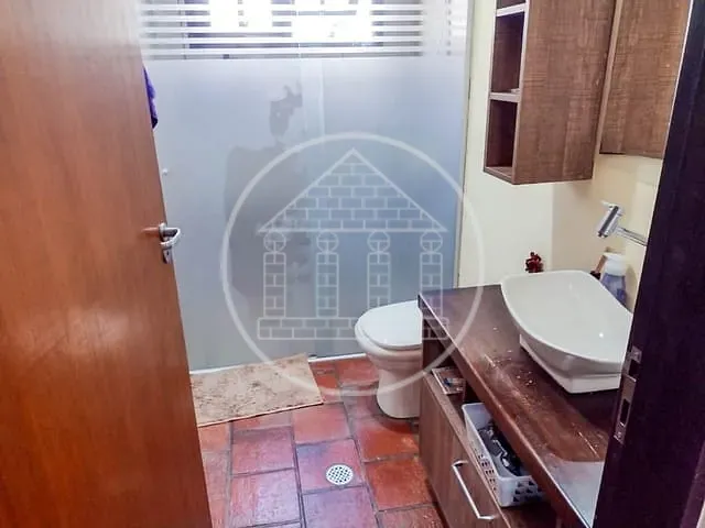 Casa com 275m² 3 quartos e 2 banheiros, à venda, no bairro Jardim das Palmeiras (Zona Sul) em São Paulo