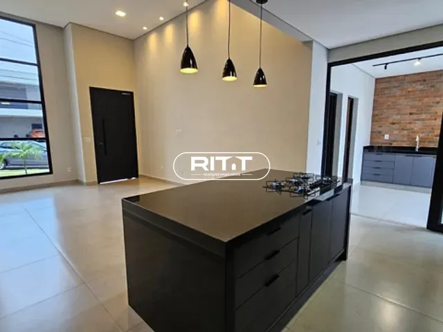 Casa com 200m² 3 quartos e 3 banheiros, à venda, no bairro Loteamento Park Gran Reserve em Indaiatuba