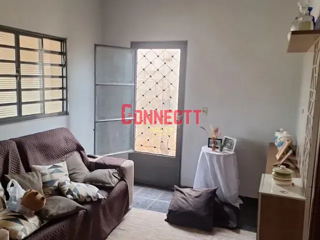 Casa com 250m² 3 quartos e 1 banheiro, à venda, no bairro Parque das Figueiras em Ribeirão Preto