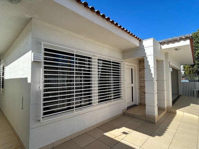 Foto do Casa - Casa à venda com 3 suítes, no bairro Estrela, Ponta Grossa, PR | Adquira Imóveis