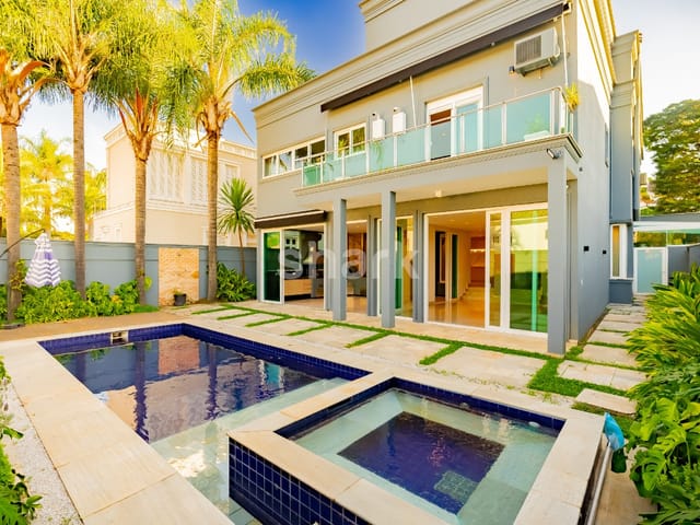 Casa com 640m² 4 quartos e 6 banheiros, à venda, no bairro Alphaville Residencial Zero em Barueri