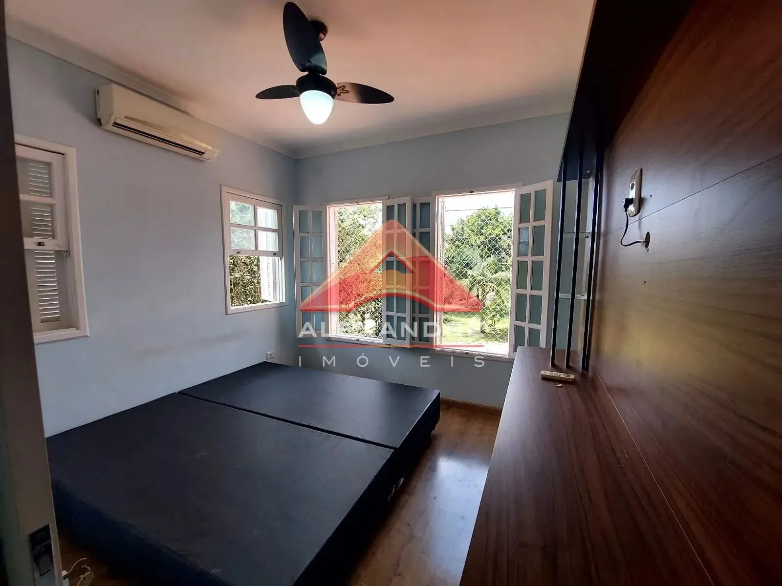 Casa, 4 quartos, 259 m² - Foto 8