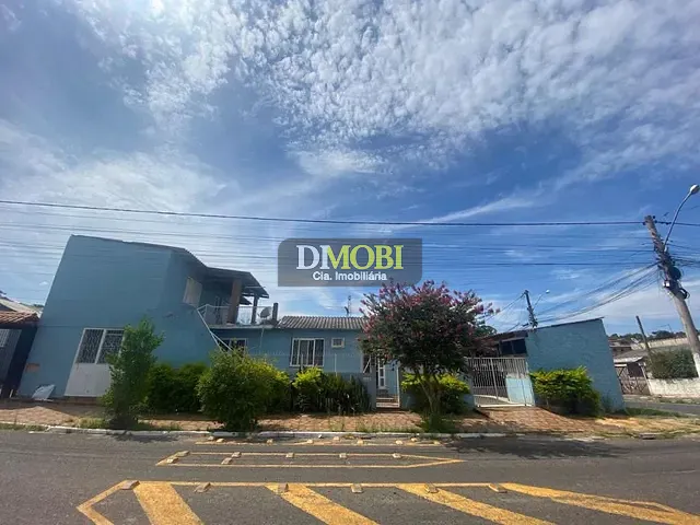 Casa com 300m² 3 quartos e 2 banheiros, à venda, no bairro COHAB C em Gravataí