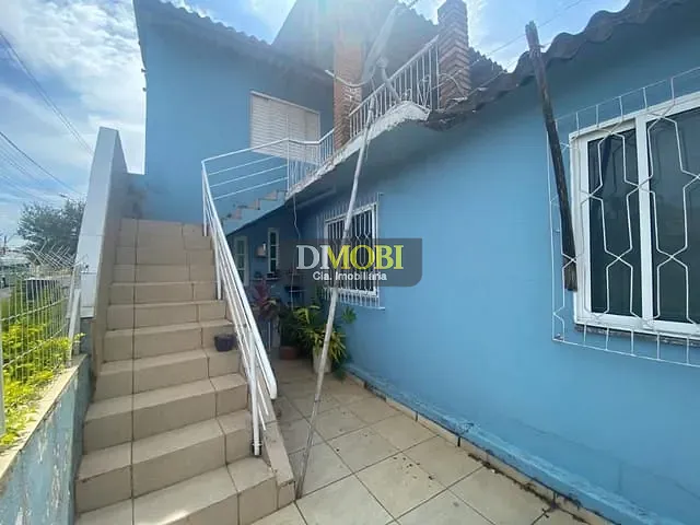 Casa com 300m² 3 quartos e 2 banheiros, à venda, no bairro COHAB C em Gravataí