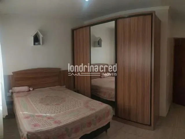 Casa 4 quartos e 3 banheiros, à venda, no bairro Residencial Café Cereja em Londrina