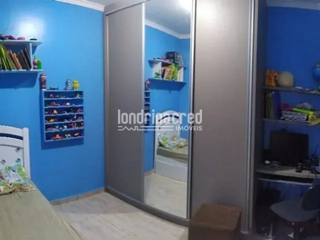 Casa 4 quartos e 3 banheiros, à venda, no bairro Residencial Café Cereja em Londrina