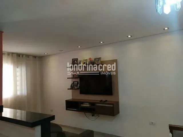 Casa 4 quartos e 3 banheiros, à venda, no bairro Residencial Café Cereja em Londrina