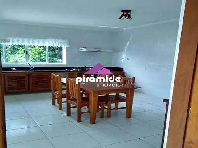 Casa com 10000m² 3 quartos e 4 banheiros, à venda, no bairro Cigarras em São Sebastião