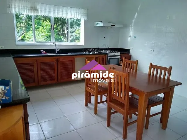 Casa com 10000m² 3 quartos e 4 banheiros, à venda, no bairro Cigarras em São Sebastião