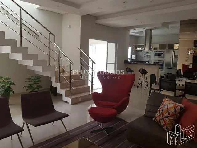Casa com 300m² 3 quartos e 5 banheiros, à venda, no bairro Granja Olga I em Sorocaba