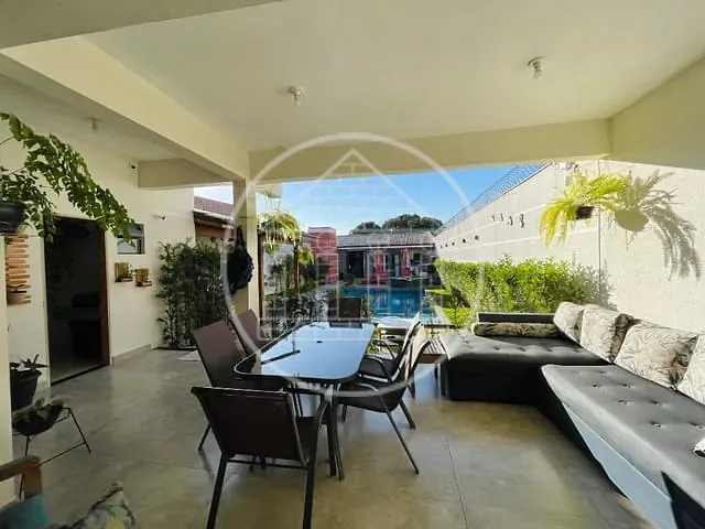 Casa com 380m² 4 quartos e 3 banheiros, à venda, no bairro Jardim Casa Grande em São Paulo