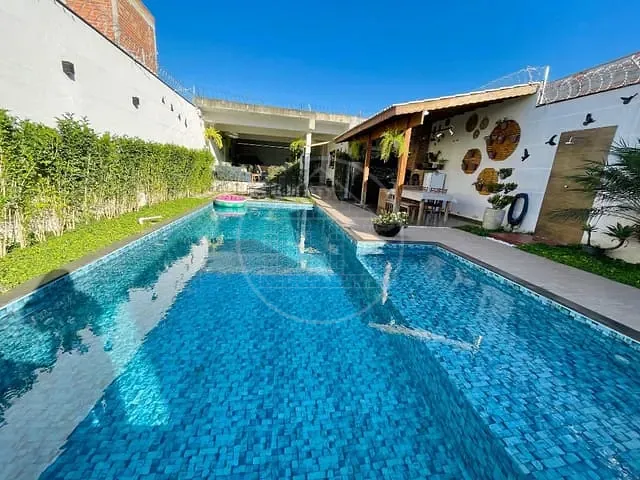 Casa com 380m² 4 quartos e 3 banheiros, à venda, no bairro Jardim Casa Grande em São Paulo
