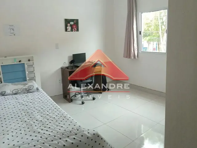 Casa com 10m² 3 quartos e 2 banheiros, à venda, no bairro Conjunto Residencial Galo Branco em São José Dos Campos