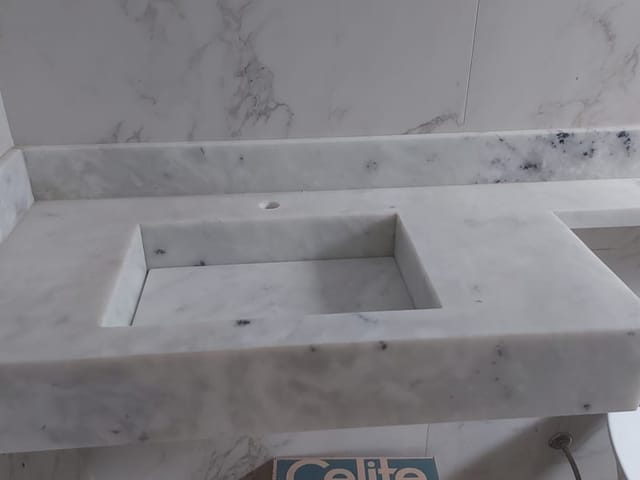Casa com 300m² 3 quartos e 3 banheiros, à venda, no bairro Parque São Cristóvão em Taubaté