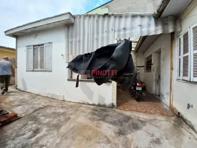 Casa 4 quartos e 2 banheiros, à venda, no bairro Rudge Ramos em São Bernardo do Campo