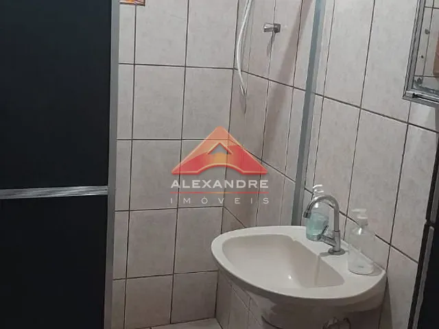 Casa com 125m² 2 quartos e 2 banheiros, à venda, no bairro Conjunto Residencial Galo Branco em São José dos Campos
