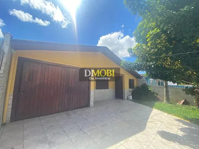Casa com 300m² 4 quartos e 2 banheiros, à venda, no bairro Parque Florido em Gravataí
