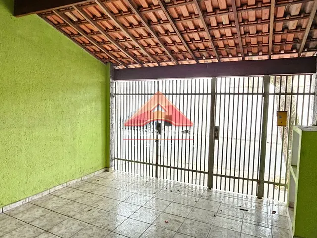 Casa com 125m² 2 quartos e 2 banheiros, à venda, no bairro Conjunto Residencial Galo Branco em São José dos Campos