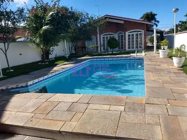 Casa com 563m² 3 quartos e 5 banheiros, à venda, no bairro Balneário Oásis em Peruíbe