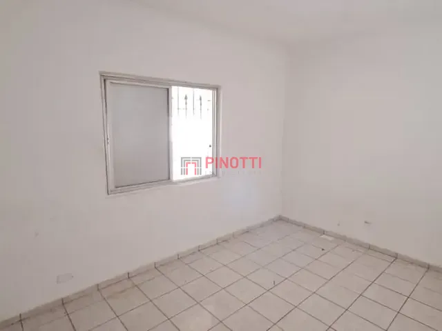 Casa 3 quartos e 2 banheiros, para alugar, no bairro Vila Damásio em São Bernardo do Campo